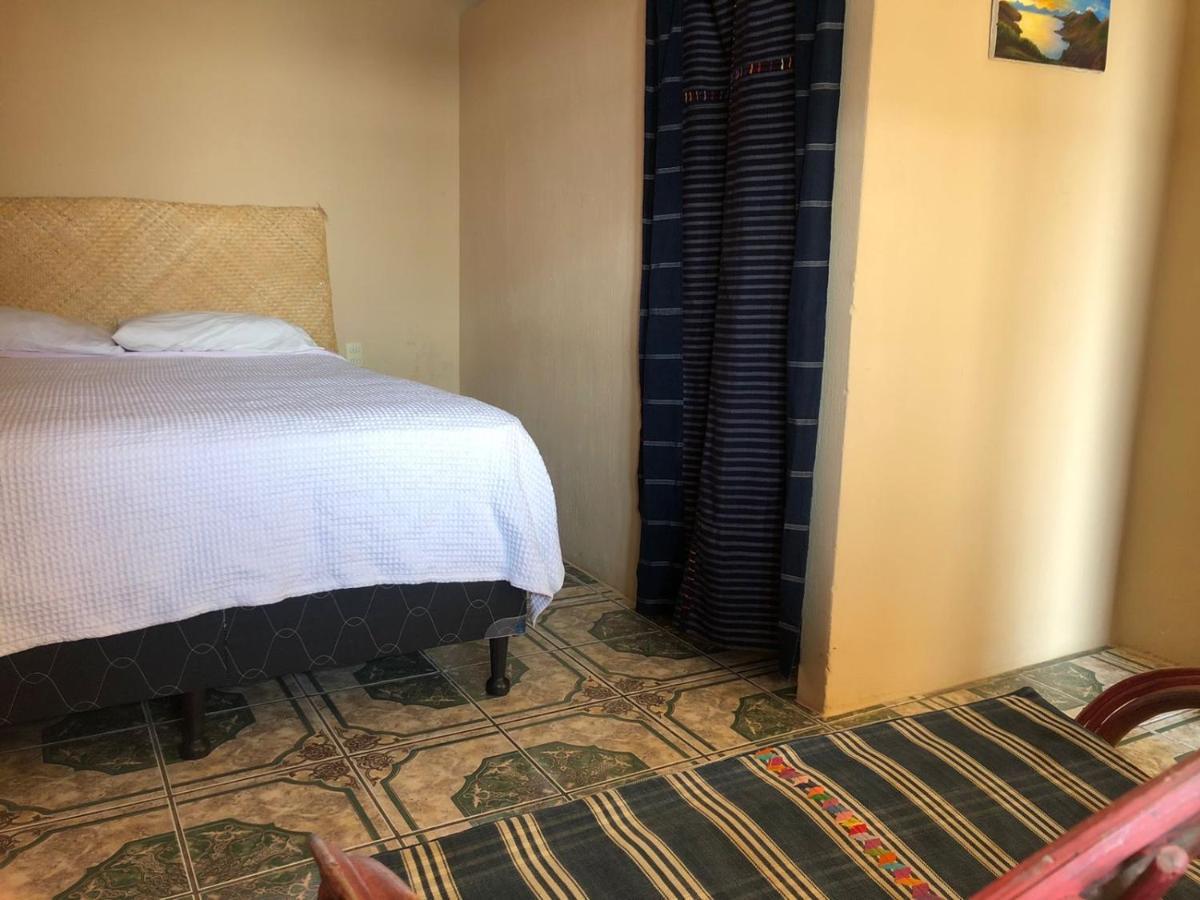 Kawoq Guesthouse San Pedro La Laguna Εξωτερικό φωτογραφία